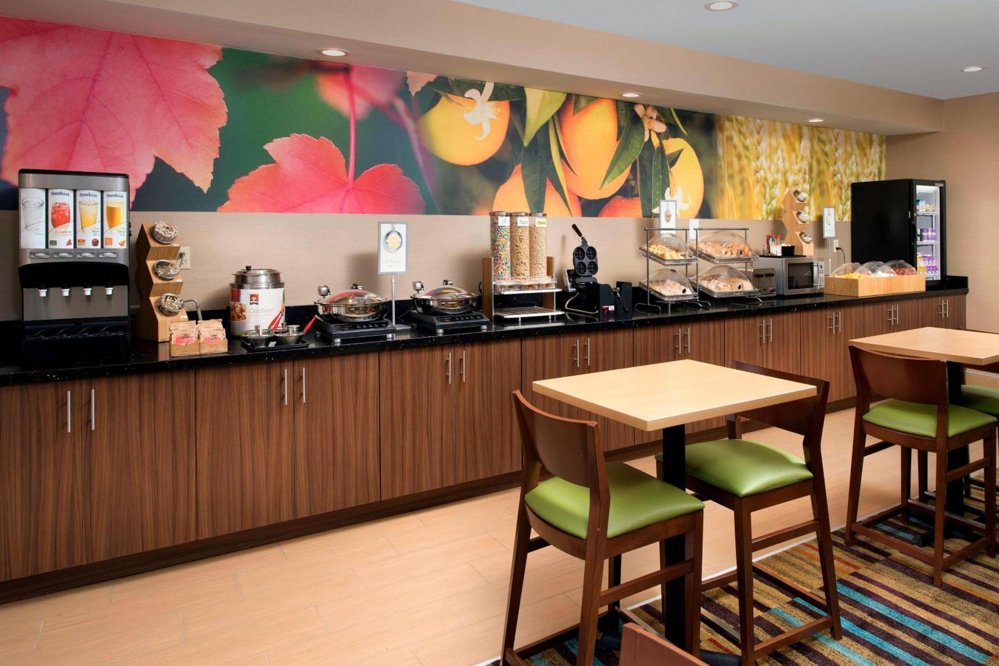 Fairfield Inn & Suites By Marriott Albuquerque Airport Exterior photo